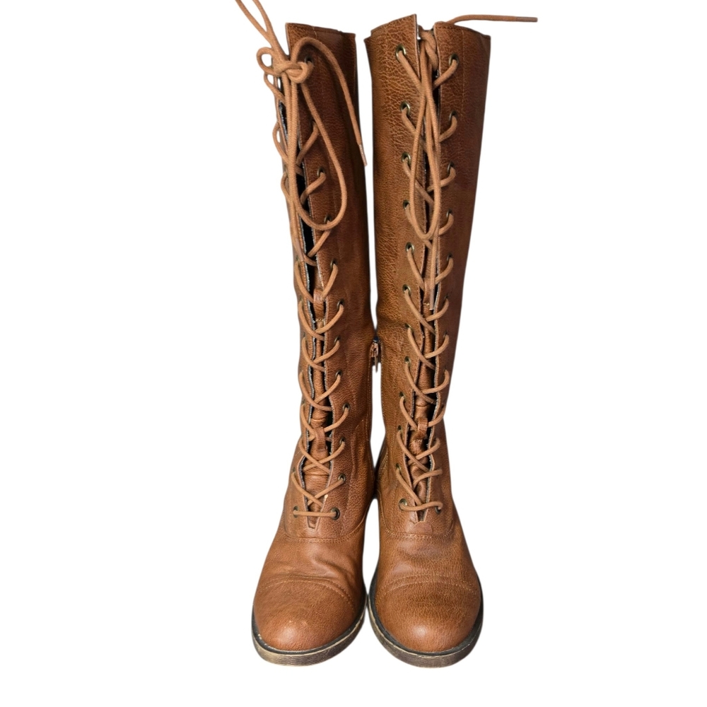 Unleashed Knee-High Lace Up Boot - Picture 4 of 7